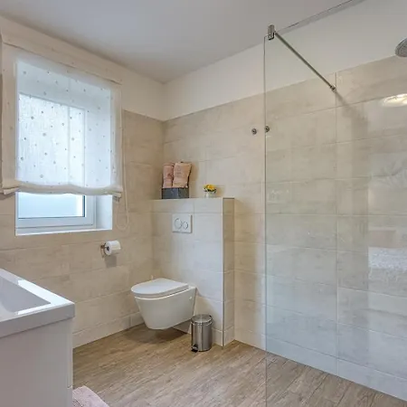 Celtis House -pool-whirlpool-sauna *