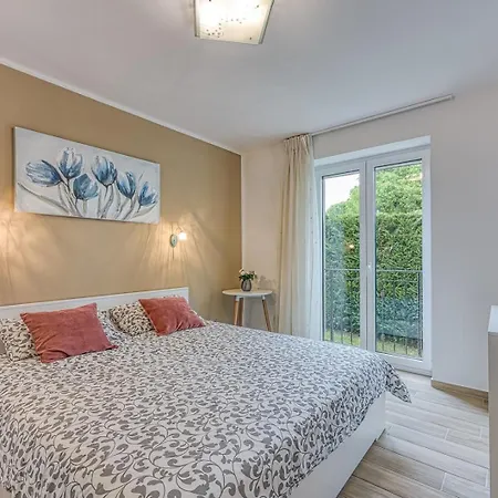 Celtis House -pool-whirlpool-sauna Villa *