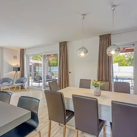 Celtis House -pool-whirlpool-sauna