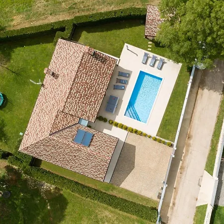 Celtis House -pool-whirlpool-sauna * Grožnjan