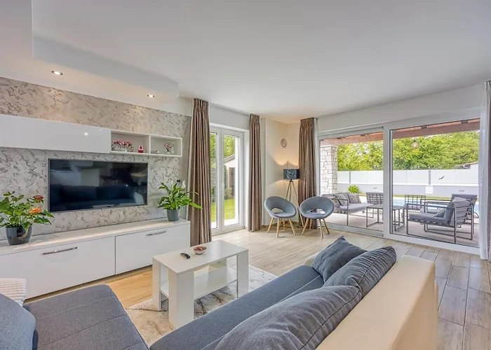 Celtis House -pool-whirlpool-sauna Villa Grožnjan