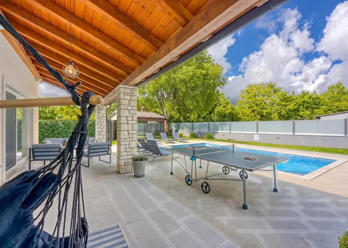 Villa Celtis House -pool-whirlpool-sauna *