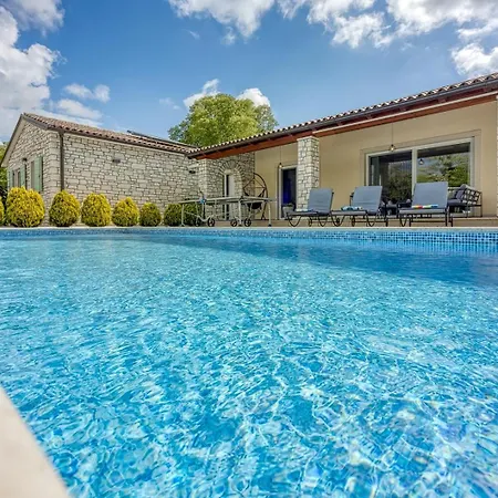 Celtis House -pool-whirlpool-sauna *