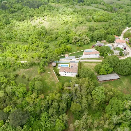 Celtis House -pool-whirlpool-sauna * Grožnjan