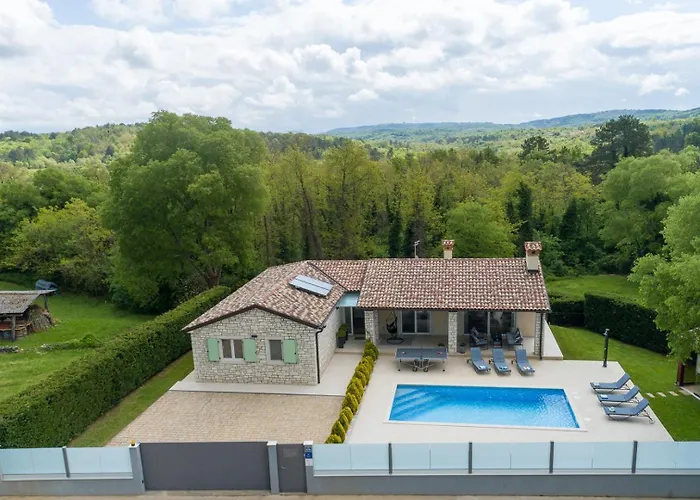 Celtis House -pool-whirlpool-sauna *