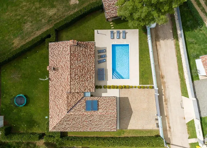 Villa Celtis House -pool-whirlpool-sauna *