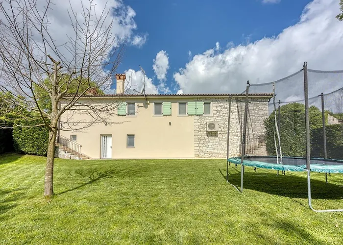 Villa Celtis House -pool-whirlpool-sauna